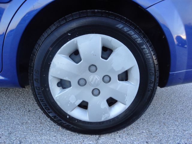 2008 Suzuki Forenza Base