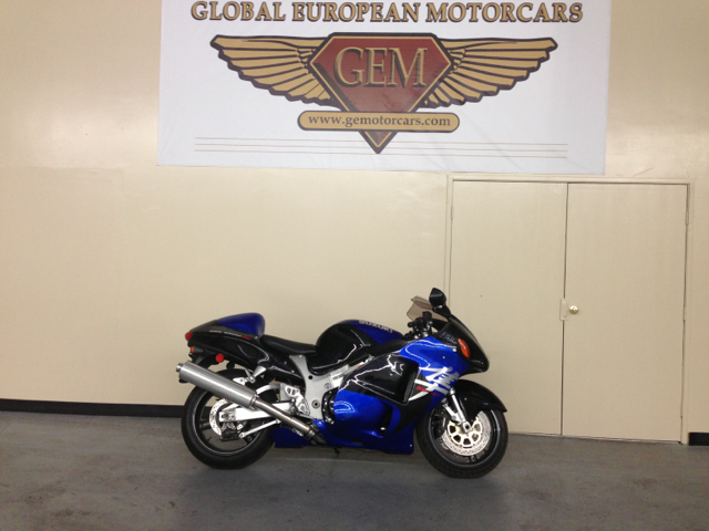 2002 Suzuki GSX1300R W/leather