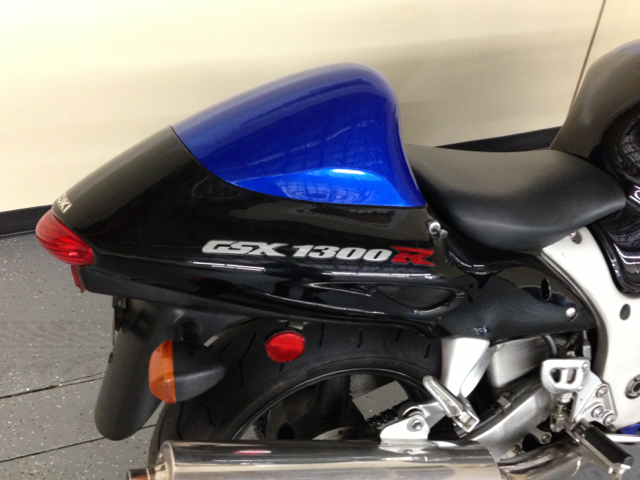 2002 Suzuki GSX1300R W/leather