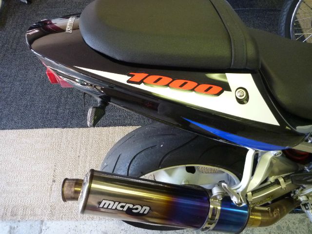 2001 Suzuki Gsxr 1000 Hard Top Convertible 2D