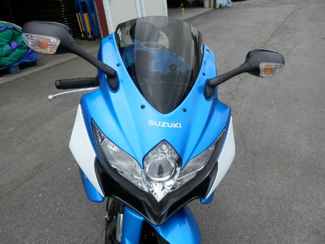 2008 Suzuki GXR 750 C230 4dr Sdn 2.3L Kompressor Sedan