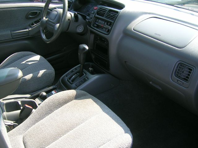 1999 Suzuki Grand Vitara 2001 Buick
