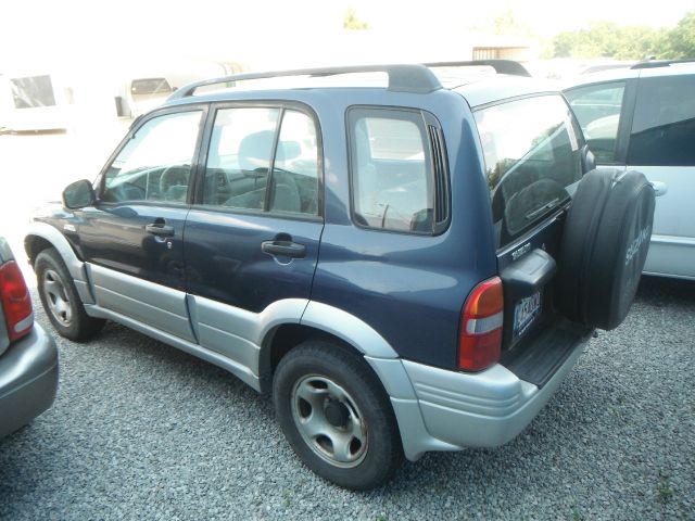 1999 Suzuki Grand Vitara 2001 Buick