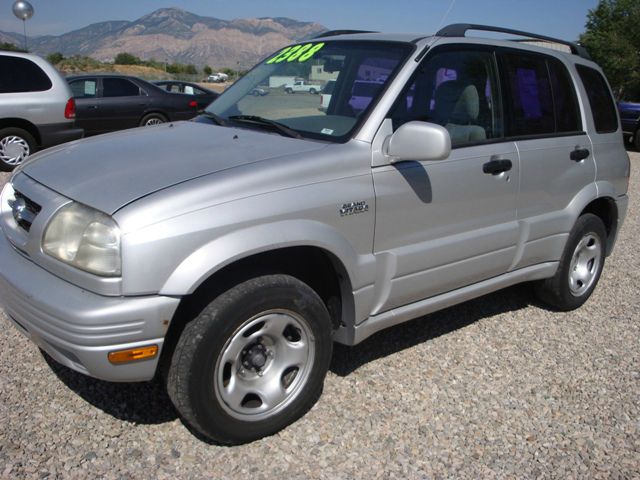 1999 Suzuki Grand Vitara 2001 Buick