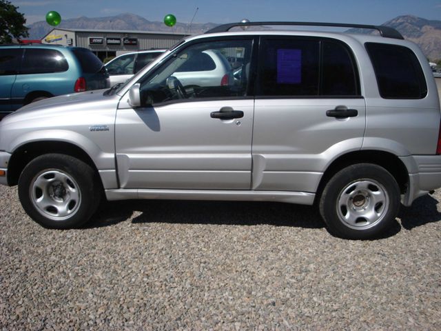 1999 Suzuki Grand Vitara 2001 Buick