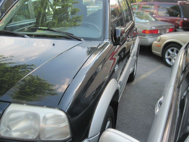 2000 Suzuki Grand Vitara SSE