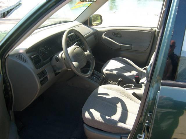 2000 Suzuki Grand Vitara SLT 25