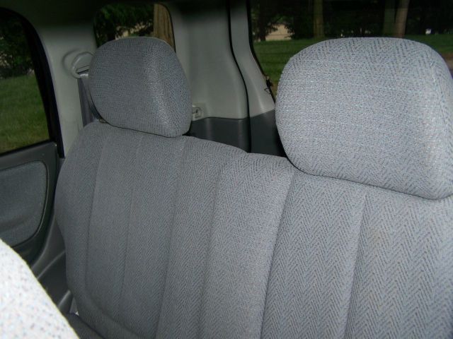 2000 Suzuki Grand Vitara SSE