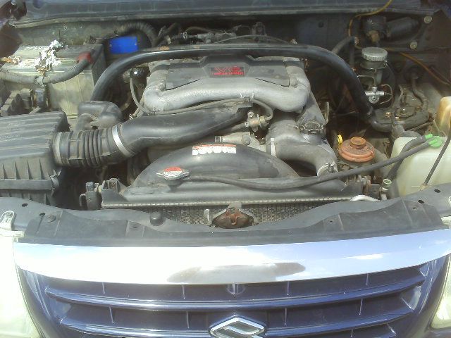 2001 Suzuki Grand Vitara Super