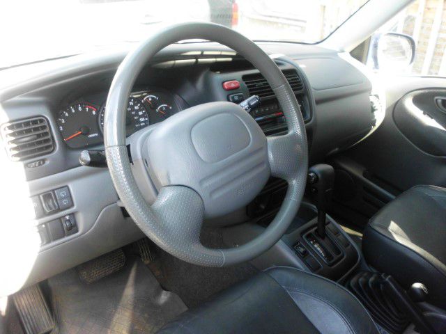 2001 Suzuki Grand Vitara Unknown