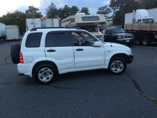 2002 Suzuki Grand Vitara Super