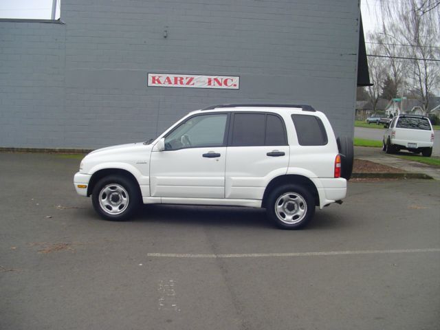 2002 Suzuki Grand Vitara GLS V6 AUTO W/4