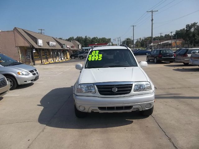 2003 Suzuki Grand Vitara Ram 3500 Diesel 2-WD