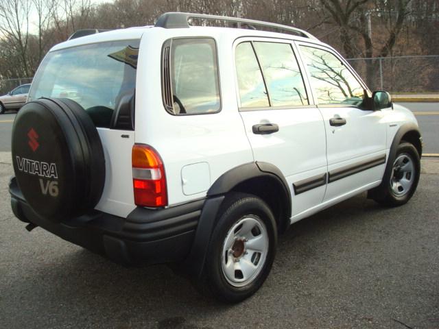 2004 Suzuki Grand Vitara Elk Conversion Van