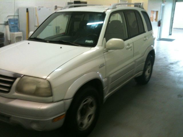 2004 Suzuki Grand Vitara Crew Cab 126.0 WB 1SC LS Z85