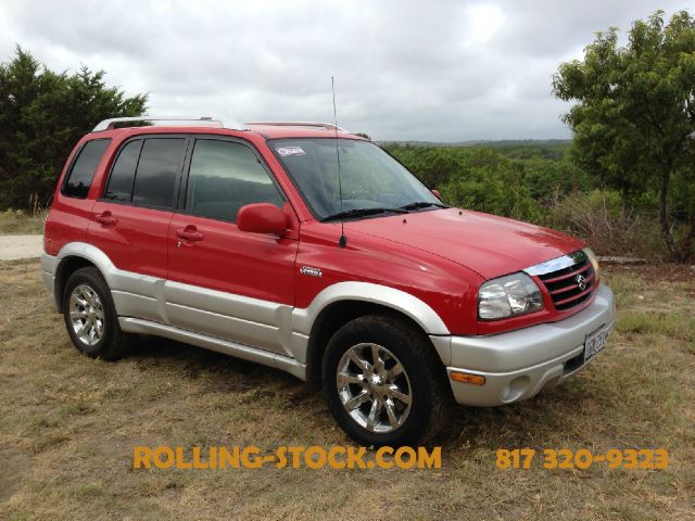 2005 Suzuki Grand Vitara 4x4 Styleside Lariat