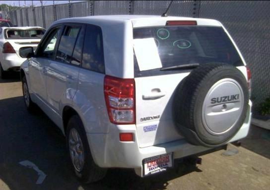 2006 Suzuki Grand Vitara Ram 3500 Diesel 2-WD