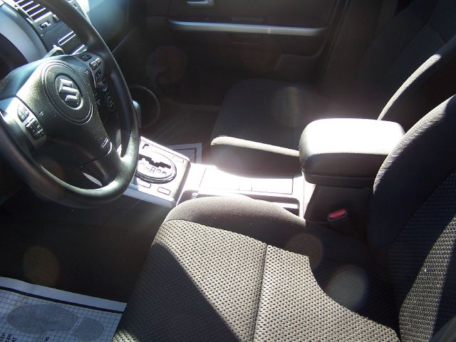 2006 Suzuki Grand Vitara Ram 3500 Diesel 2-WD