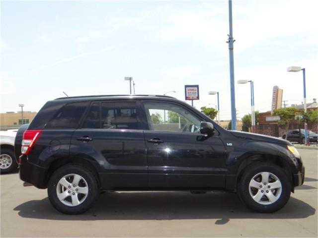 2007 Suzuki Grand Vitara SLS Crew Cab