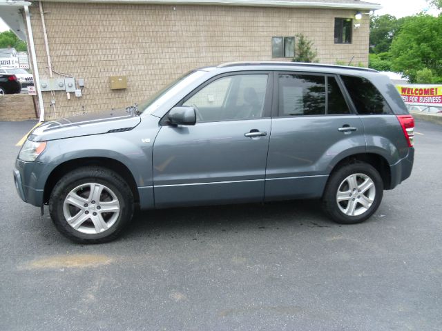 2007 Suzuki Grand Vitara Sport W/navigation