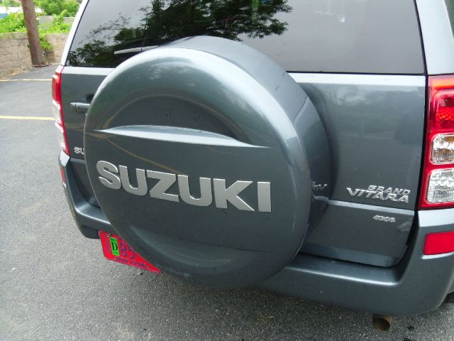 2007 Suzuki Grand Vitara Sport W/navigation