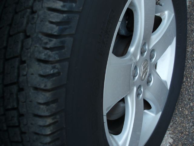 2007 Suzuki Grand Vitara 4X4 SR5 CREW