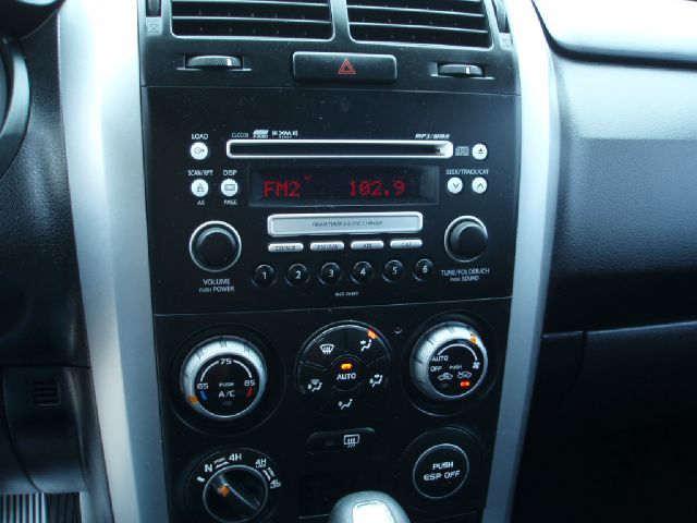 2007 Suzuki Grand Vitara 4X4 SR5 CREW