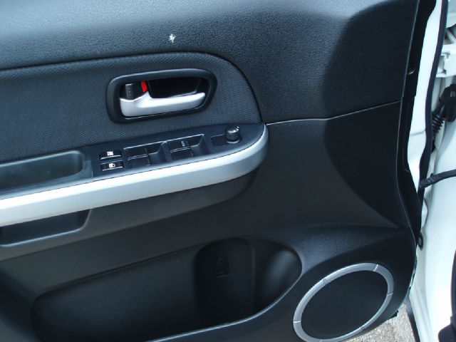 2007 Suzuki Grand Vitara 4X4 SR5 CREW