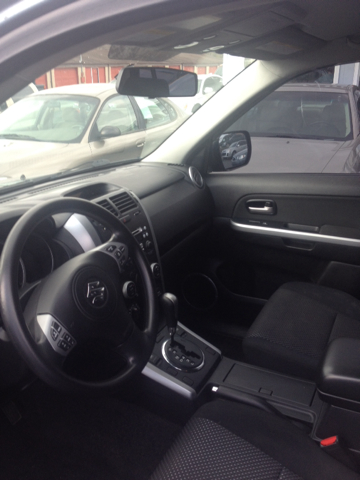 2008 Suzuki Grand Vitara Ram 3500 Diesel 2-WD