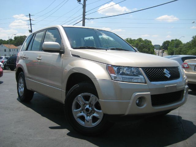 2008 Suzuki Grand Vitara Ram 3500 Diesel 2-WD