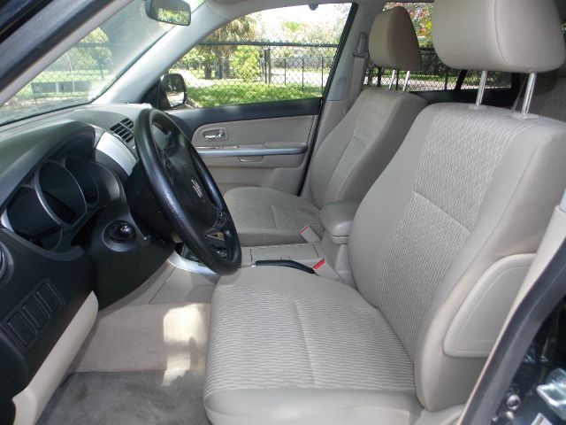 2013 Suzuki Grand Vitara Premium