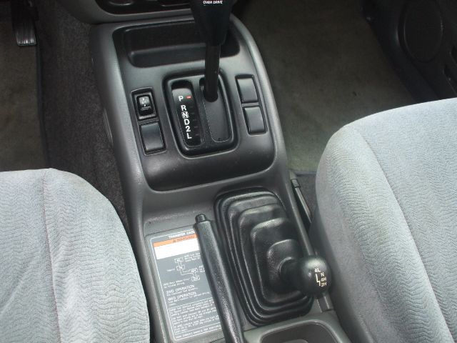 2003 Suzuki Grand Vitara XL7 SLT 25