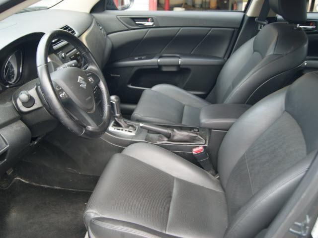 2010 Suzuki Kizashi Lariat, King Ranch