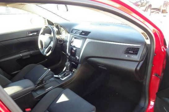 2011 Suzuki Kizashi St-extended Cab-4x4-tonneau