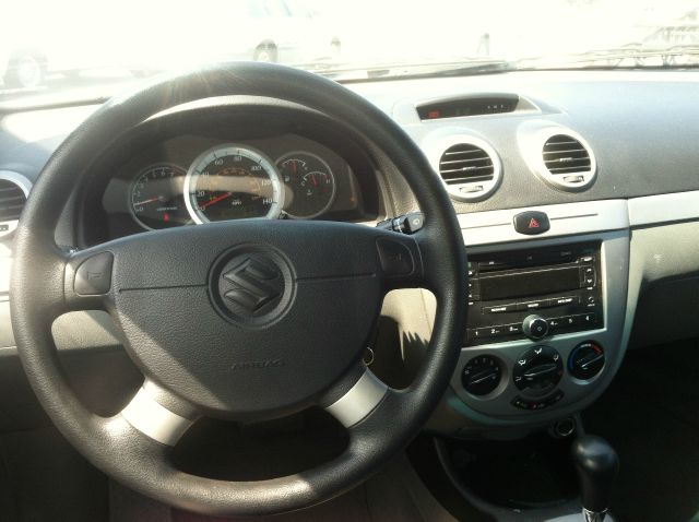 2008 Suzuki Reno Base