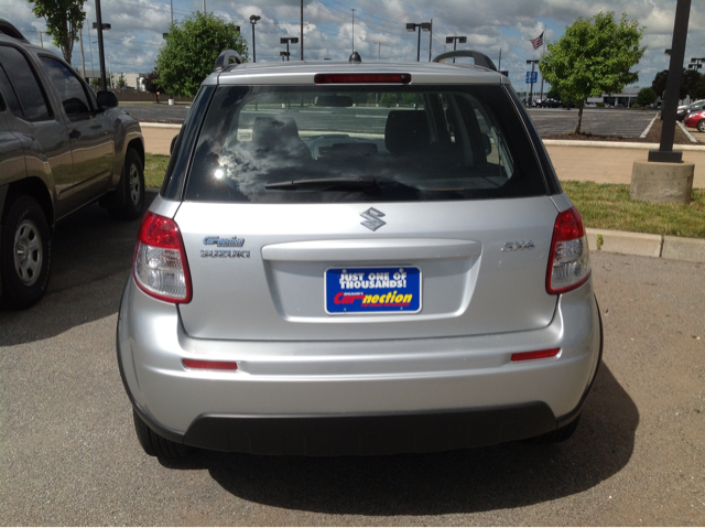 2010 Suzuki SX4 Crossover Unlimited X Sport Utility 4 Dr
