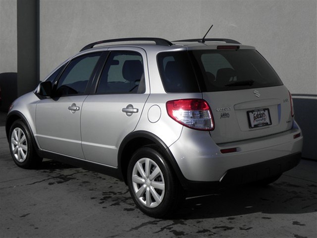 2010 Suzuki SX4 Crossover Pro Street