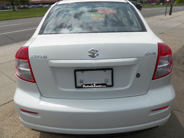 2008 Suzuki SX4 Sedan Sport Quattro
