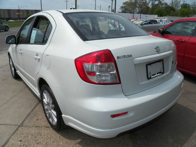 2008 Suzuki SX4 Sedan Sport Quattro