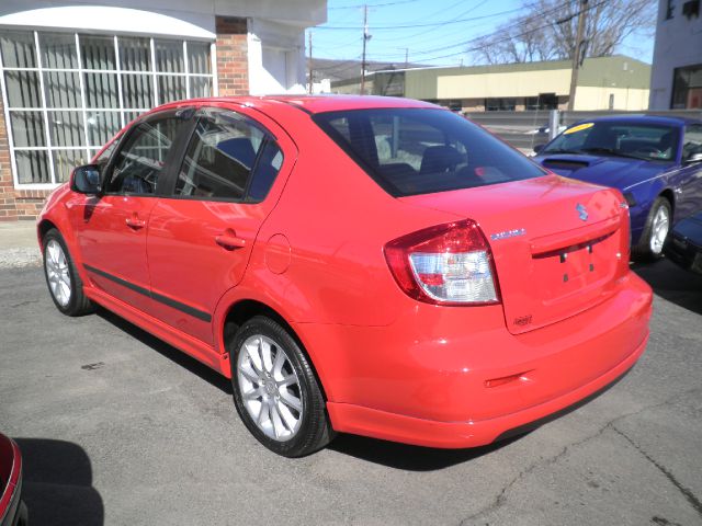 2009 Suzuki SX4 Sedan Sport Utility 4WD