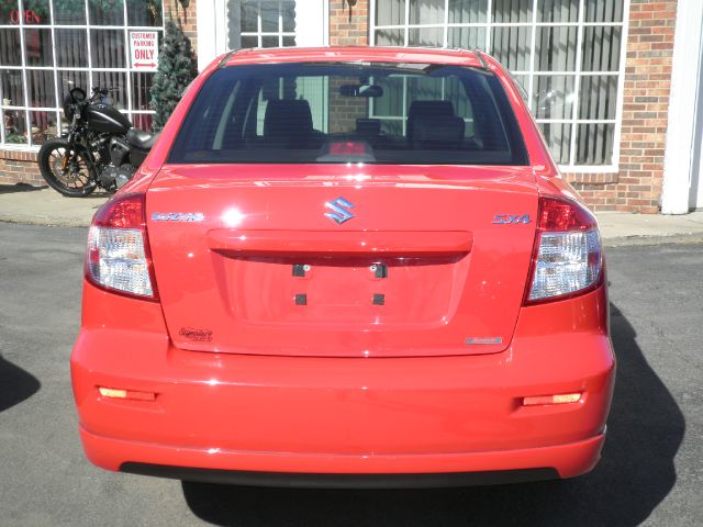 2009 Suzuki SX4 Sedan Sport Utility 4WD