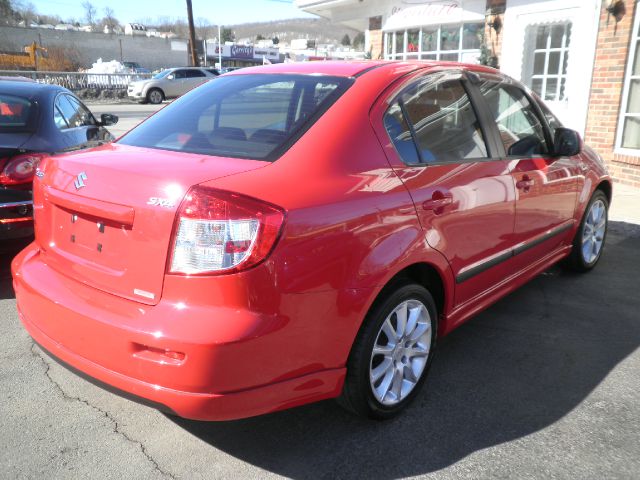 2009 Suzuki SX4 Sedan Sport Utility 4WD