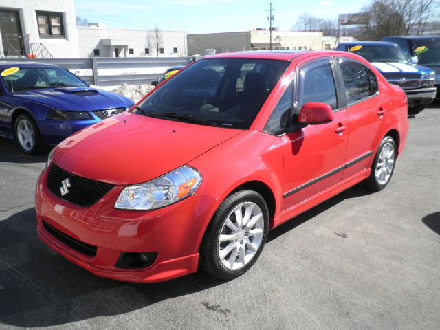 2009 Suzuki SX4 Sedan Sport Utility 4WD