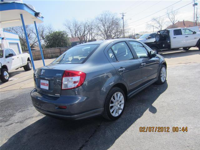 2009 Suzuki SX4 Sedan ALL Wheel Drive - NEW Tires