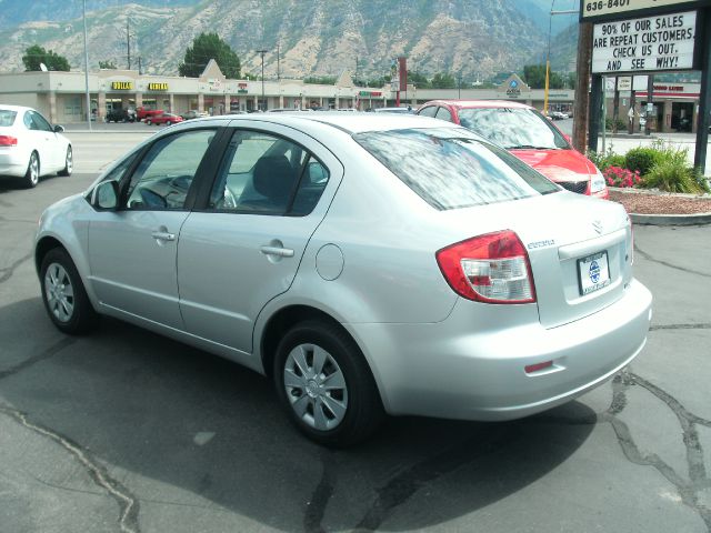 2010 Suzuki SX4 Sedan X