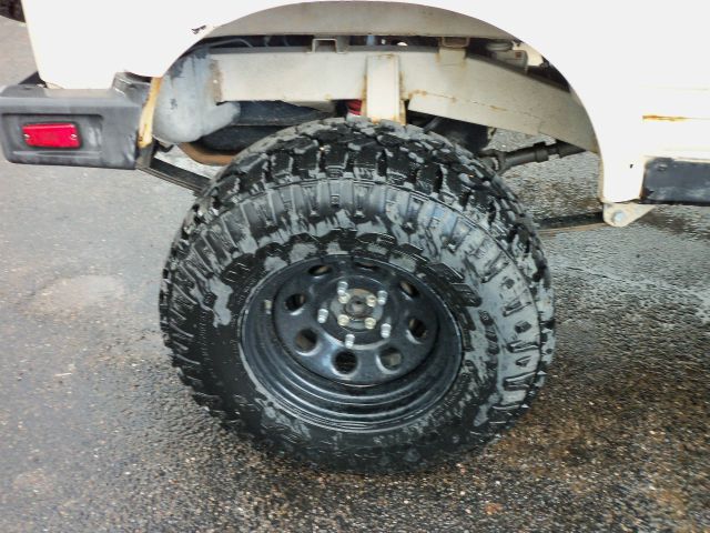 1987 Suzuki Samurai Base