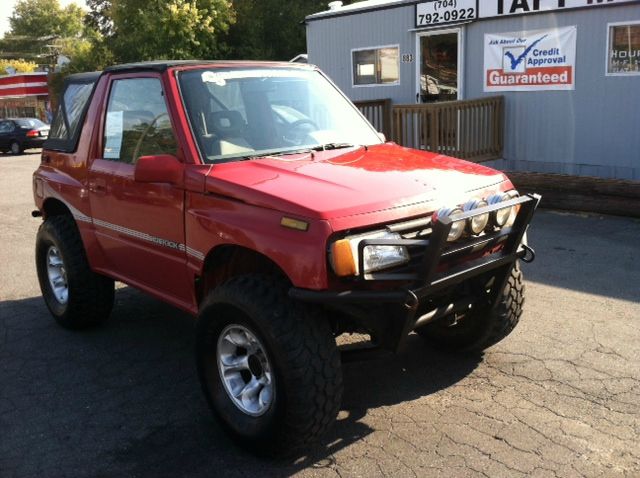 1990 Suzuki Sidekick 2500 155wb RWD