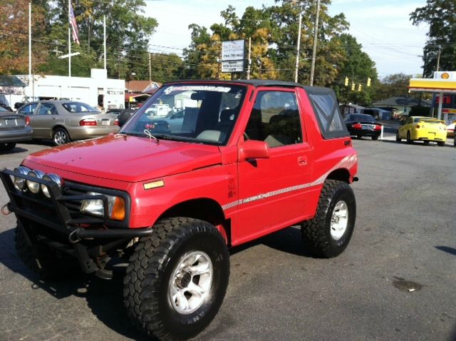 1990 Suzuki Sidekick 2500 155wb RWD