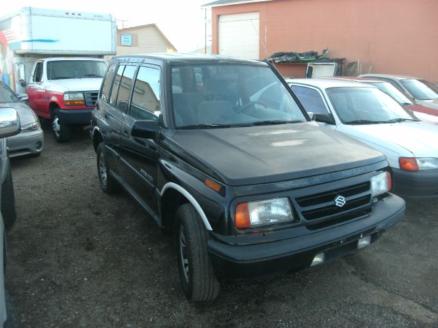 1997 Suzuki Sidekick Headed Leather Seats 4x4 Truck