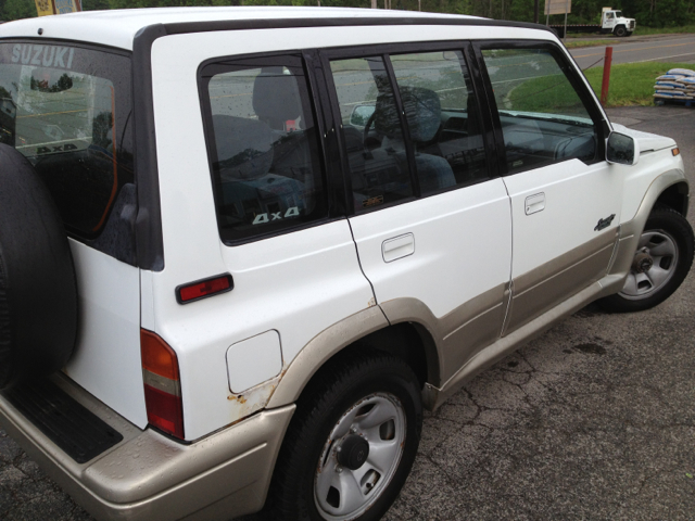 1997 Suzuki Sidekick SLT 25